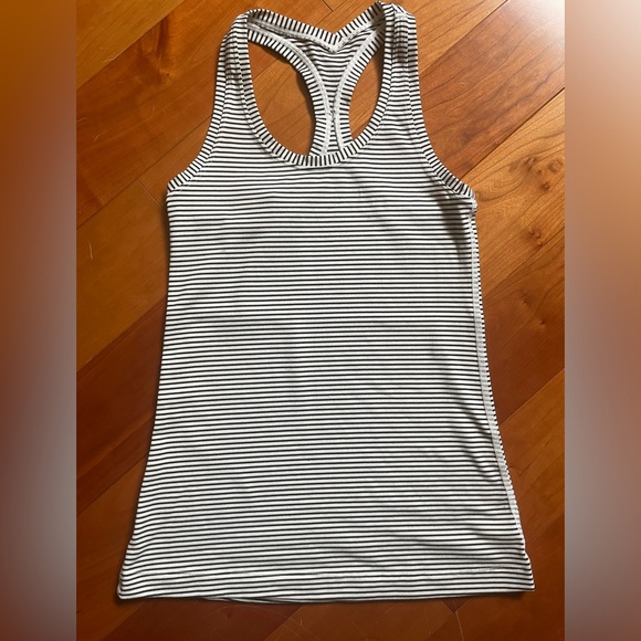 Lululemon racerback - Picture 1 of 3